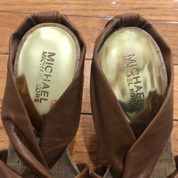 MICHAEL KORS cork platform brown leather heels - Picture 3 of 3